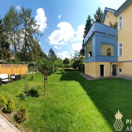 Pineapple Apartments Dresdner Heide Mit Garten Dresden Exterior photo